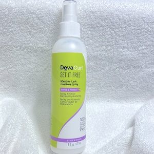 DevaCurl Set It Free moisture lock finishing spray 6 fl.oz sold out